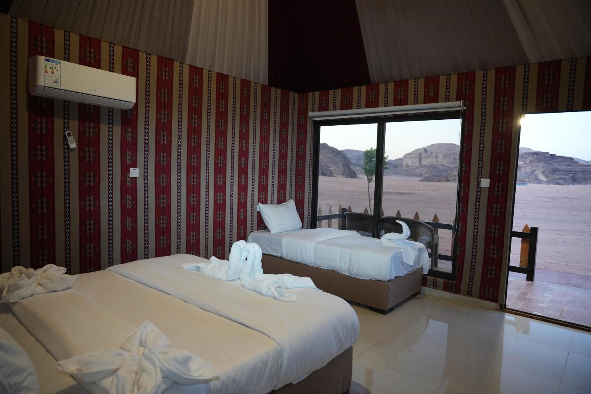 Shaheen Camp Wadi Rum Eksteriør bilde